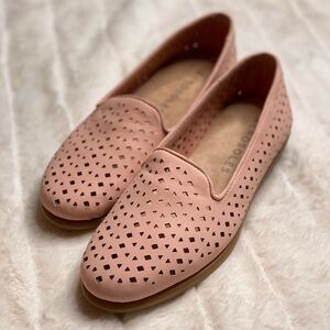 AEROSOLES Blush Perforated Flats